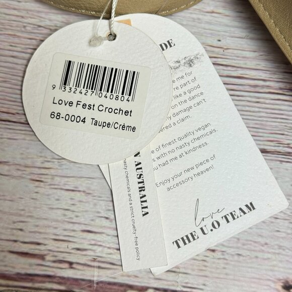 URBAN ORIGINALS Love Fest Crochet Crossbody - Taupe - Picture 4 of 4